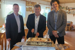 Tortenanschnitt zum Ehrentag